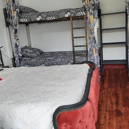 Le Pas Sage Bed & Breakfast La Caillere-Saint-Hilaire Bagian luar foto